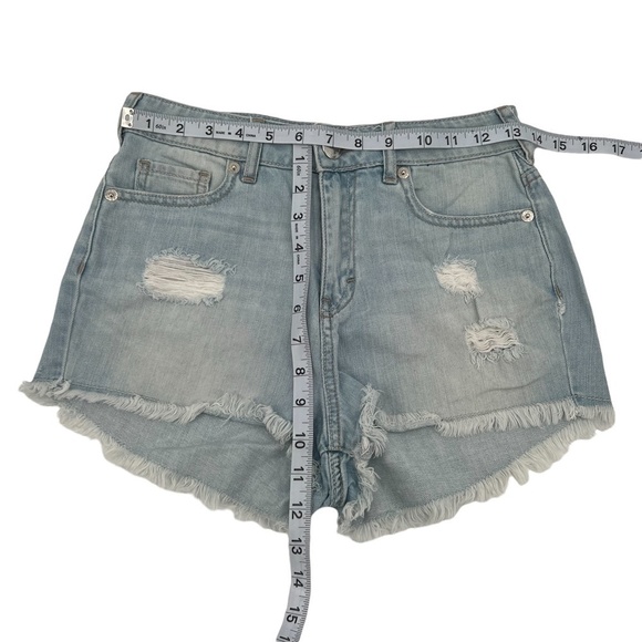 BCBGeneration Distressed Cut Off Jean Shorts Size 25 Women’s - Picture 4 of 6